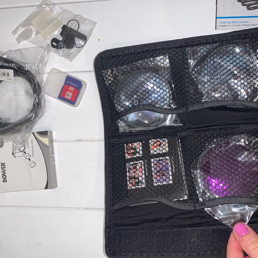 BRAND NEW Vivitar series lenses kit!